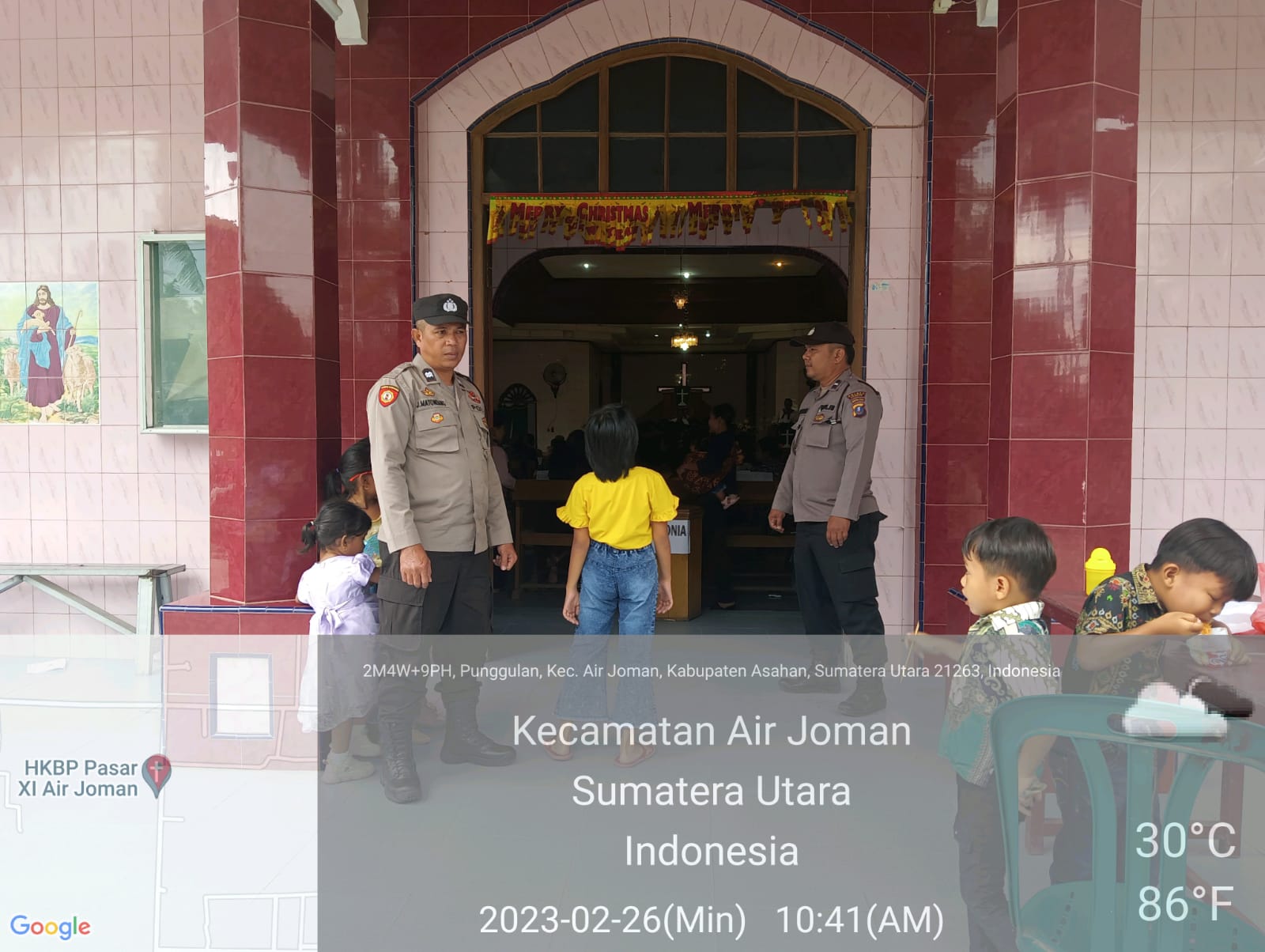 Kapolsek Air Joman Turunkan Personil Untuk Pengamanan Gereja