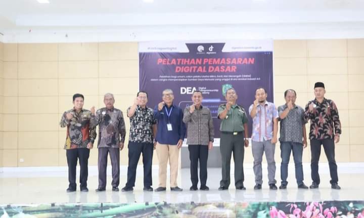 Bupati Paluta Andar Amin HarahapÂ  