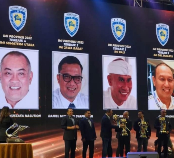 Harun Musthafa Nasution Terima Penghargaan Pengcab IMI Se Indonesia 