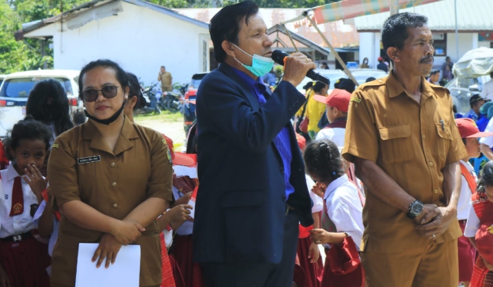 WAKIL BUPATI SAMOSIR BERKANTOR DI DESA GAROGA