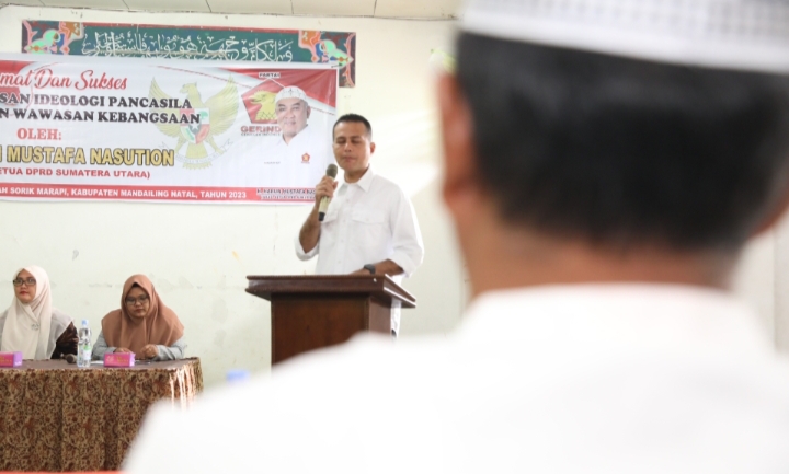 Tanamkan Rasa Cinta Tanah Air, Ijeck Ikut Berikan Penguatan Ideologi Pancasila ke Santri