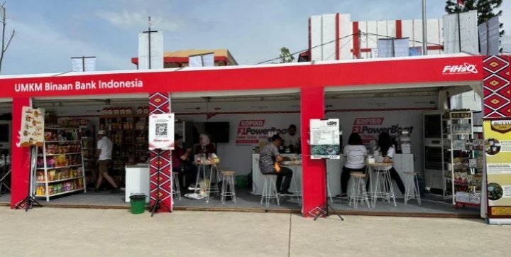 Poltak Sitanggang : 27 Booth UMKM Bank Indonesia Sumut Ramaikan F1PowerBoat Lake Toba di Balige
