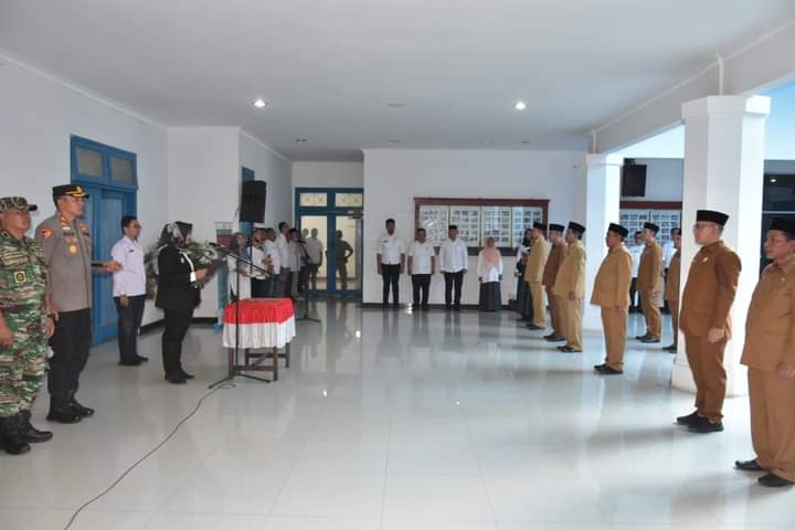 Wabup Madina Lantik Empat Kepala Dinas dan Dua Kepala Badan