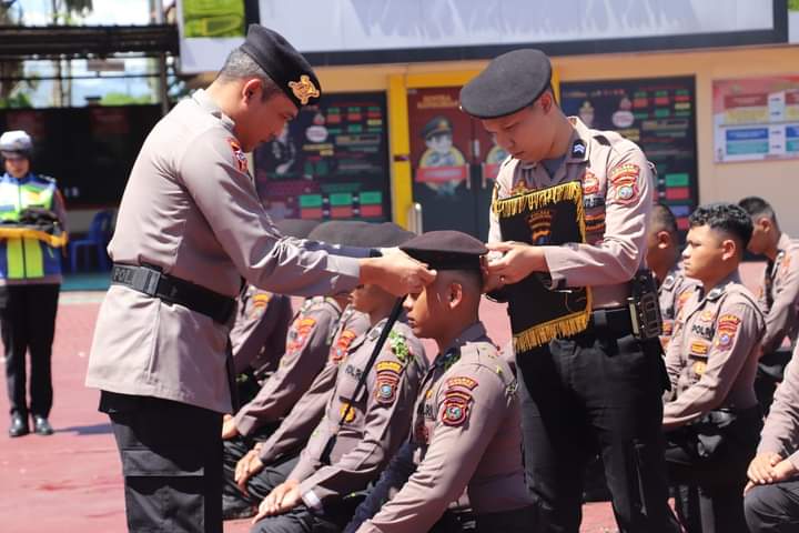 Sambut Bintara Baru, Kapolres Madina Pimpin Upacara Pembaretan