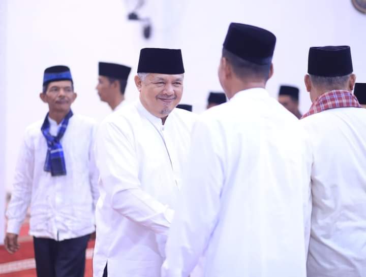 Wali Kota Solok, Zul Elfian Umar menghadiri pertemuan panggung pidato adat se-Kota Solok