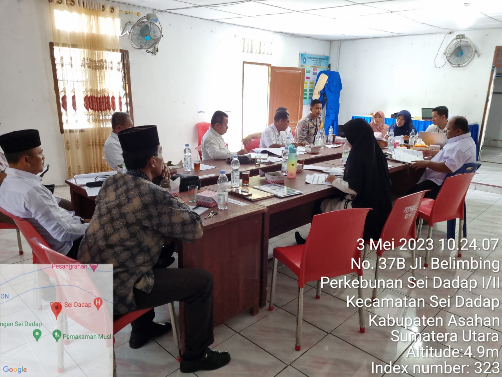 Bhabinkamtibmas Polsek Simpang Empat Melaksanakan Giat Forum Konsultasi Publik