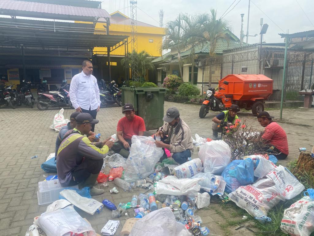 Kurangi Sampah Plastik, Kecamatan Medan Tembung Luncurkan Program Sdekah