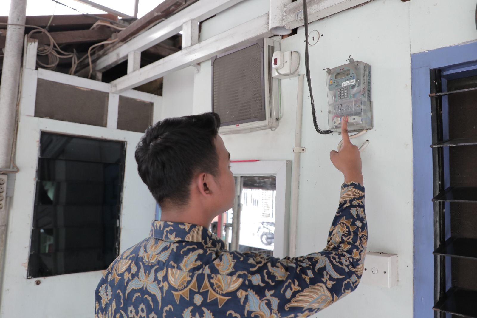 Lima Tips Aman Ala PLN UID Sumut Hadapi Musim Penghujan