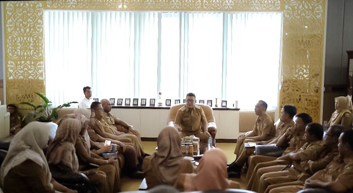 Bupati Solok melakukan pertemuan dengan seluruh jajaran Dinas Pariwisata dan Kebudayaan