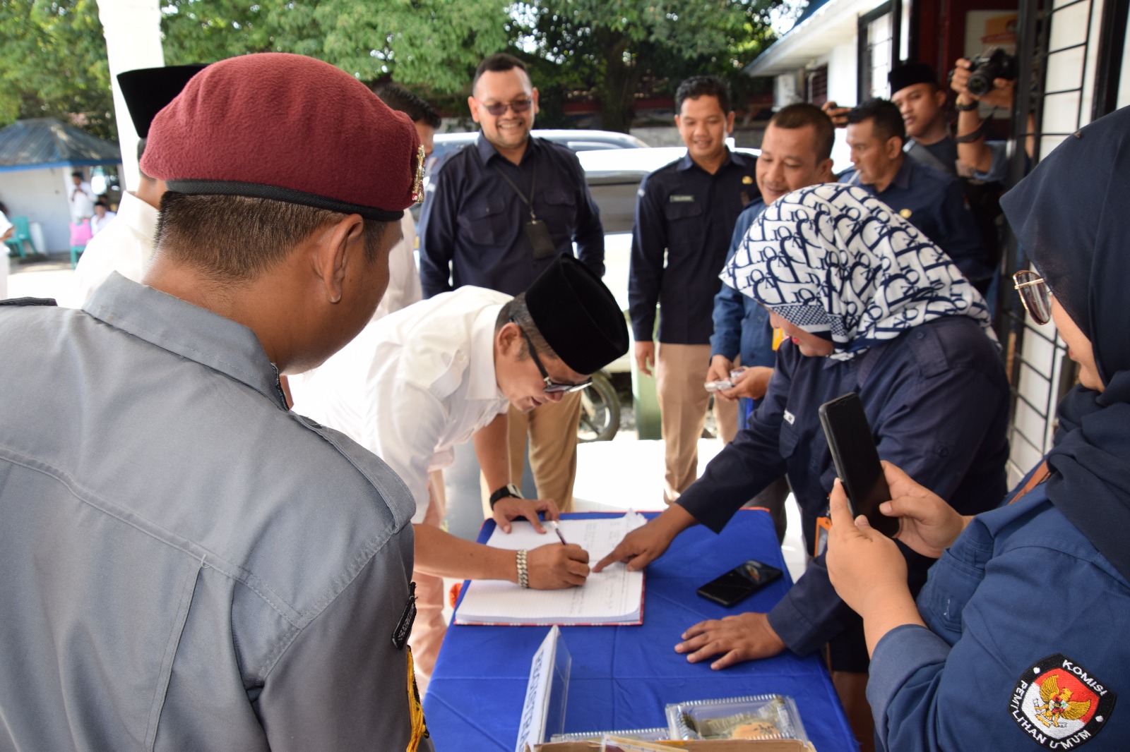 Gerindra Madina Ajukan 40 Bacaleg ke KPU, Erwin Lubis : Tetap Optimis dan Rebut Hati Masyarakat