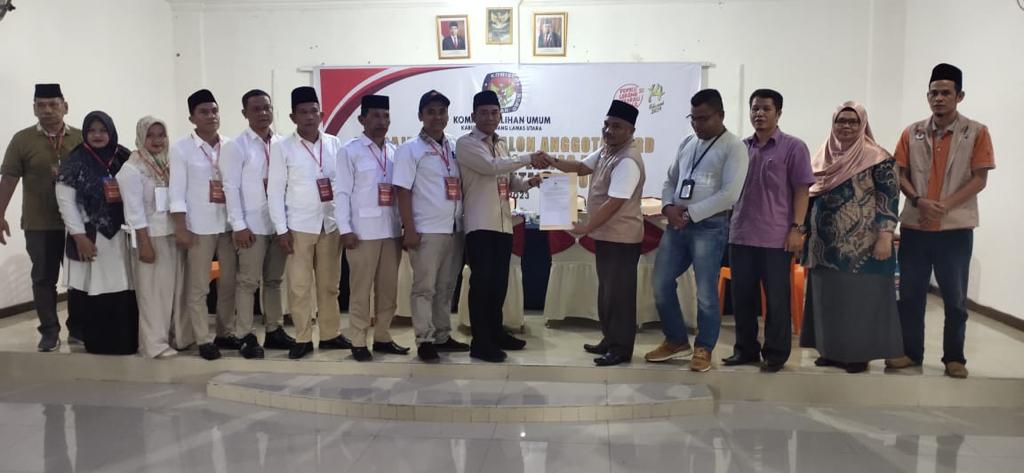 Gerindra Paluta Daftarkan 30 Bacaleg, Zakiyuddin Harahap : Target Minimal 7 Kursi