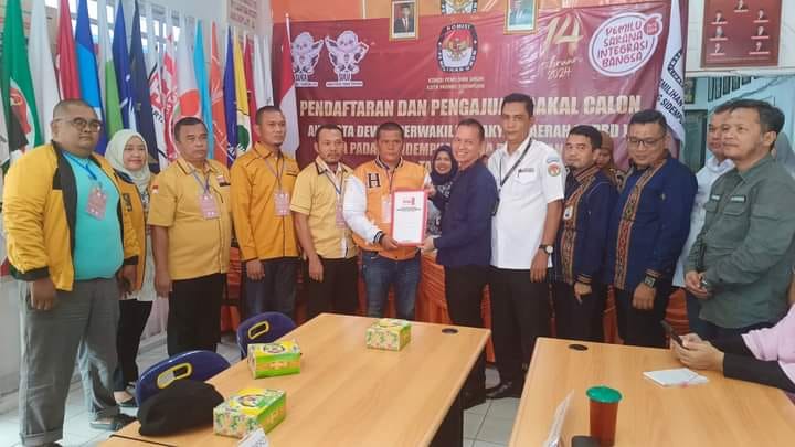Partai Hanura Sidimpuan Daftarkan Bacaleg ke KPU, Ini Targetnya