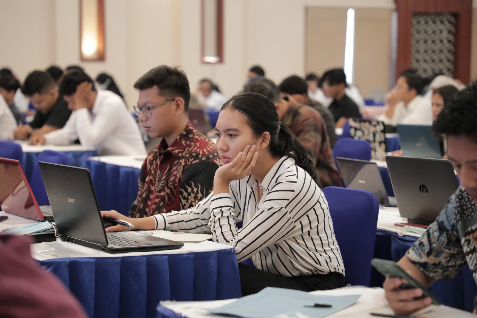 312 Calon Mahasiswa IT PLN Antusias Mengikuti Seleksi di Medan