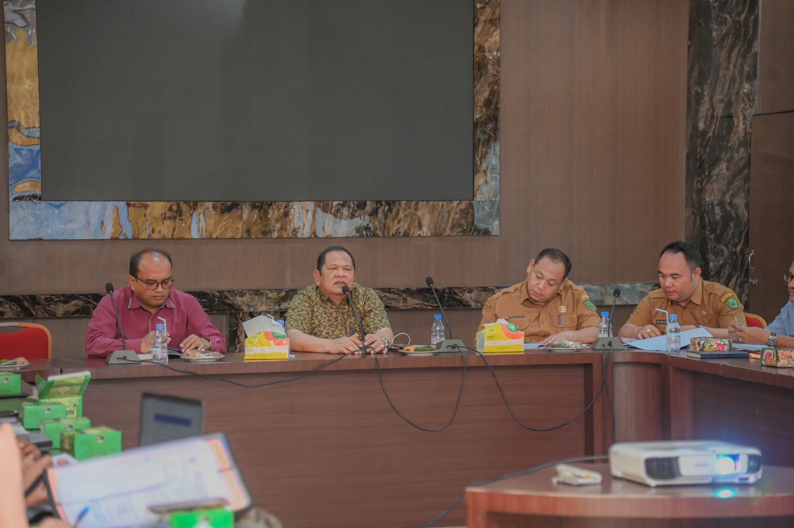 Hadapi Penilaian Ombusman RI, Walikota Padang Sidempuan Irsan Efendi Nasution Pimpin Rakor Bersama OPD