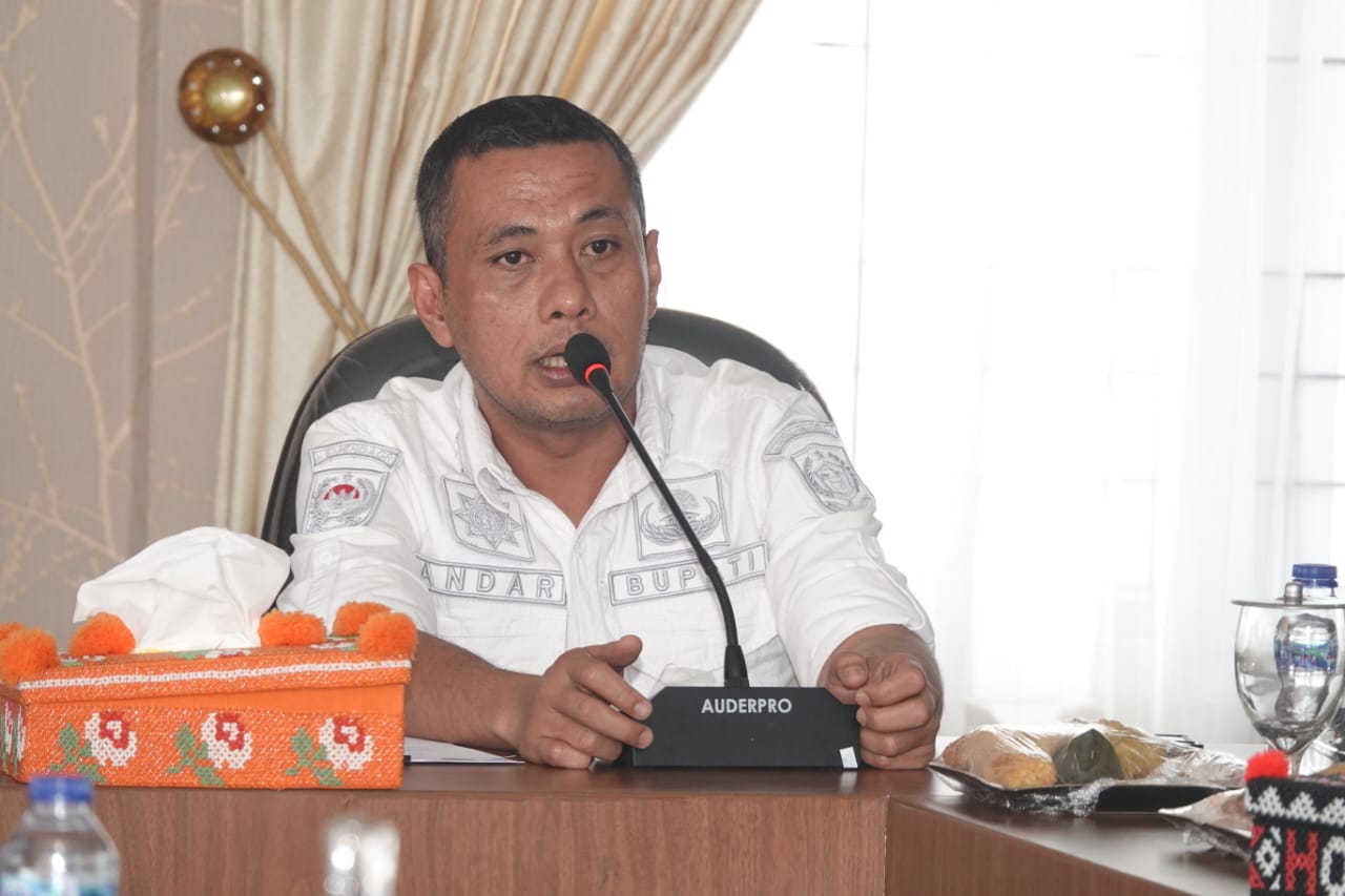 Bupati Tapsel Dolly Pasaribu bersama Bupati Paluta Andar Amin Harahap Teken MoU Pembangunan Gedung Mapolres