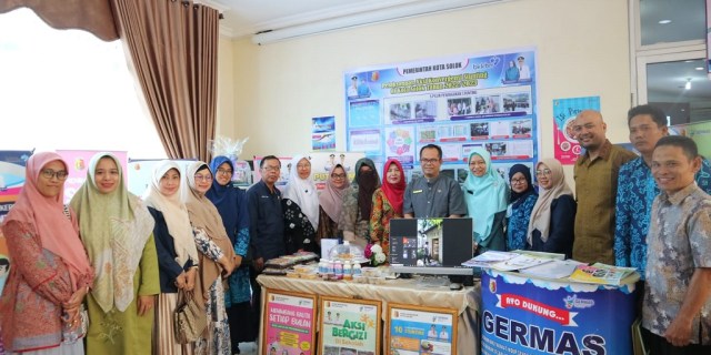 Kota Solok dinilai sudah sangat baik dengan menetapkan dari 13 kelurahan dijadikan lokus stunting tahun 2022