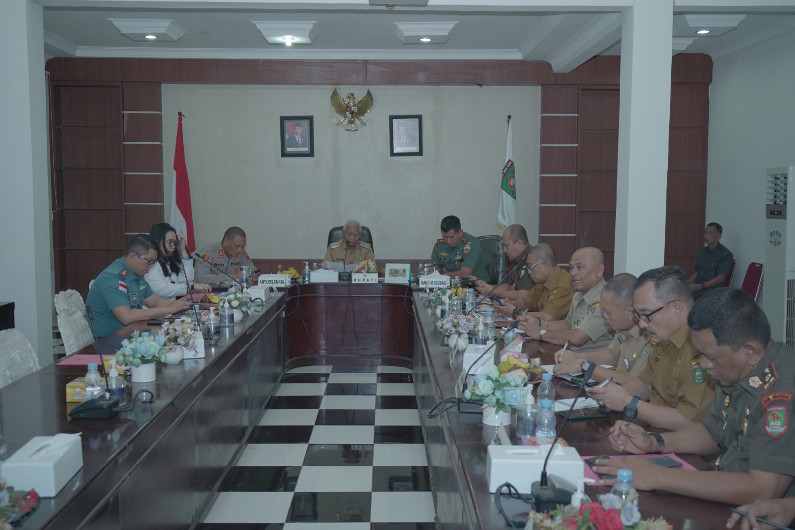 Bahas Isu Aktual Jelang Pemilu 2024 di Kabupaten Asahan, Bupati Asahan Pimpin Rapat Bersama Forkopimda