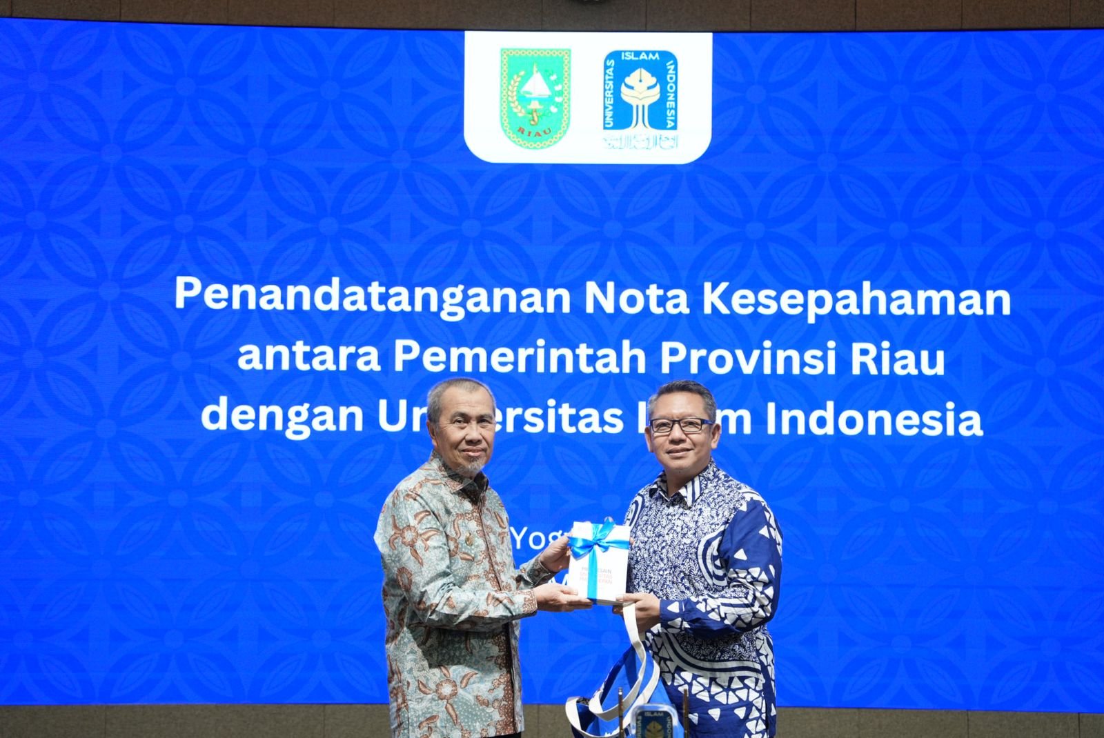 Gubri-Rektor UII Teken MoU untuk Salurkan Beasiswa Pemprov Bagi Mahasiswa Riau