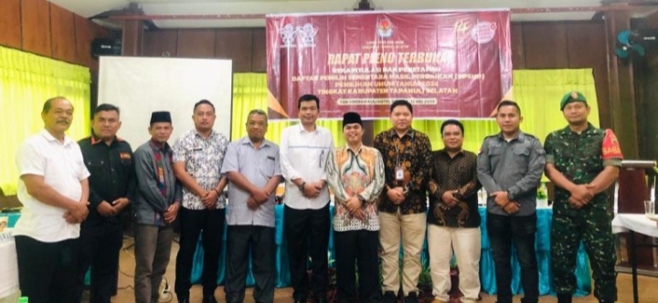 Gelar Rapat Pleno, KPU Tapsel Lampirkan Hasil DPSHP