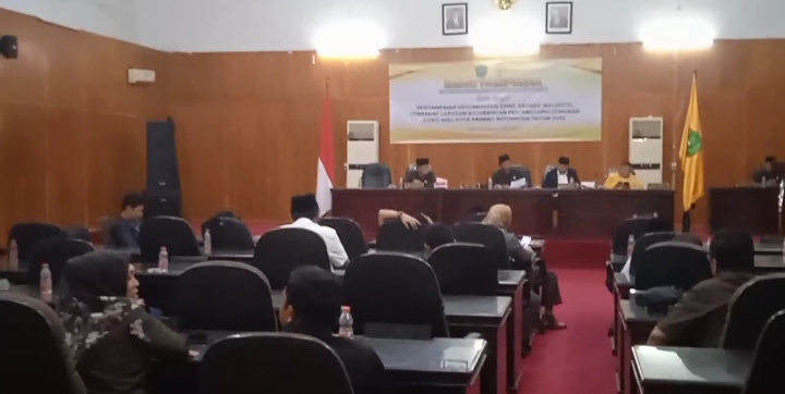 Penyerahan Rekomendasi LKPj WaliKota Padangsidimpuan diundur 2 Pekan, Ada Apa...?Â 