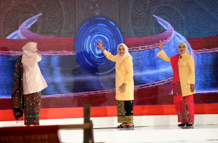 Puncak HUT ke-43 Dekranas, Dekranasda Sumut Terus Dukung Pengrajin Lokal