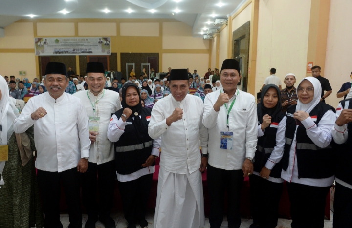 Gubernur Edy Rahmayadi Lepas Keberangkatan 359 Jemaah Calon Haji Kloter I Asal Madina