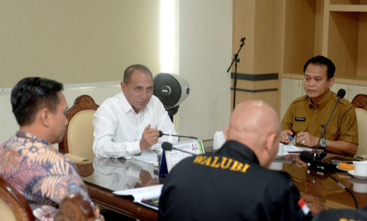 Edy Rahmayadi Apresiasi Perayaan Waisak Bersama Umat Budha Sumut di Candi Bahal