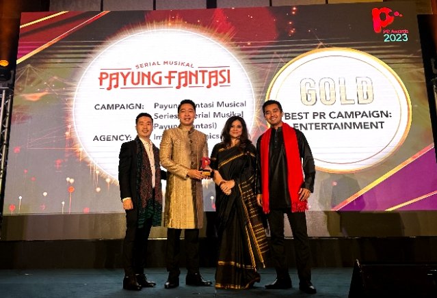 Serial Musikal Payung Pantasi Raih Piala Gold dalam Penghargaan PR Awards 2023 di Singapura