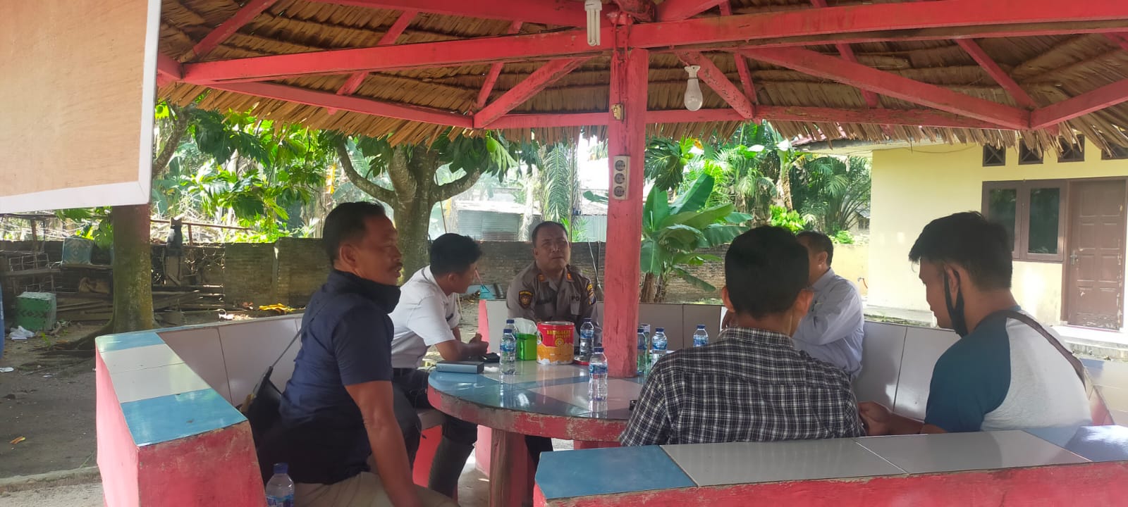 Polsek Pulau Raja Jumat Curhat Dengan Tokoh Masyarakat