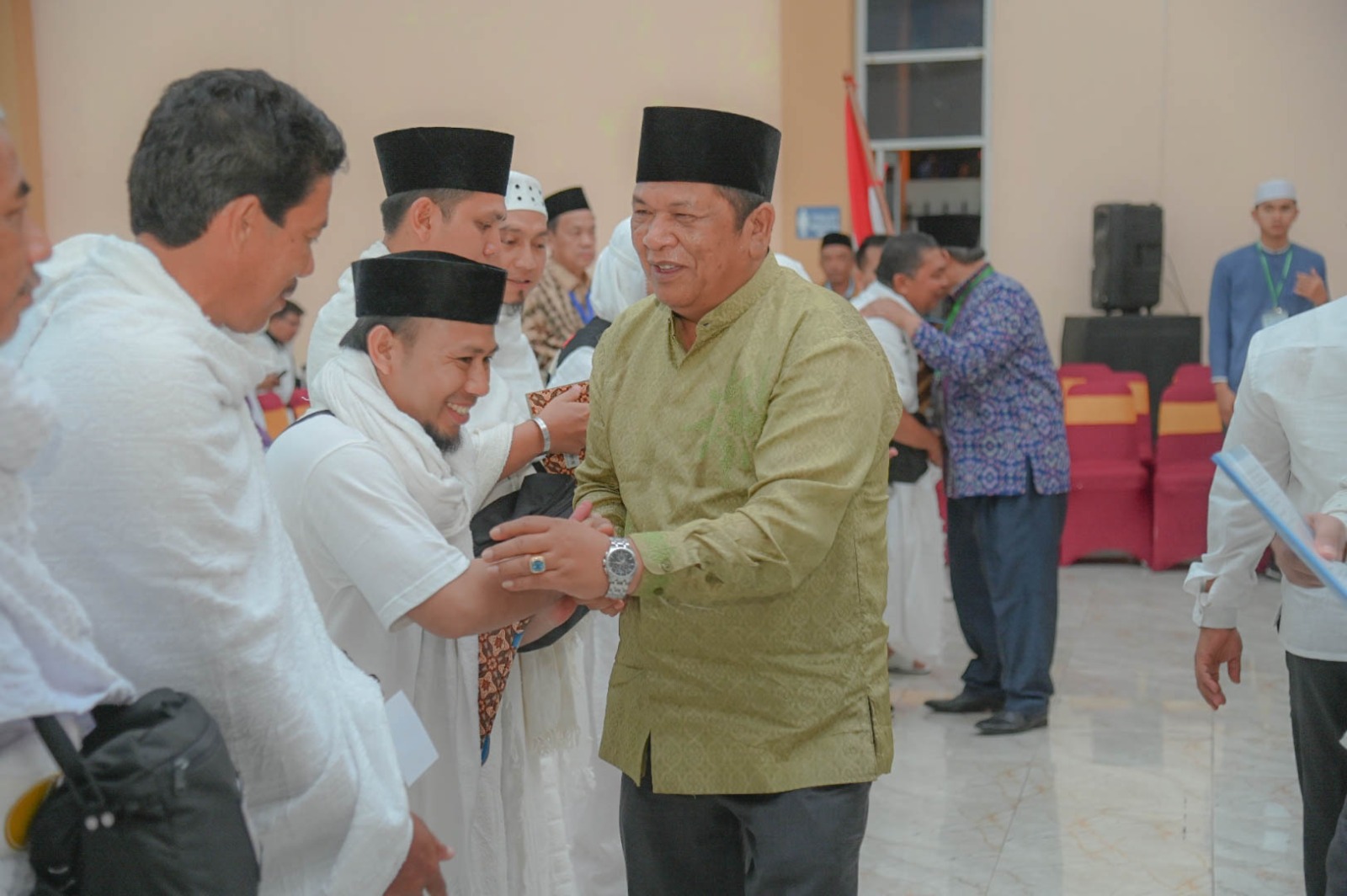 Walikota Irsan Nasution Lepas 339 Calhaj Kloter 19 asal Kota Padangsidimpuan
