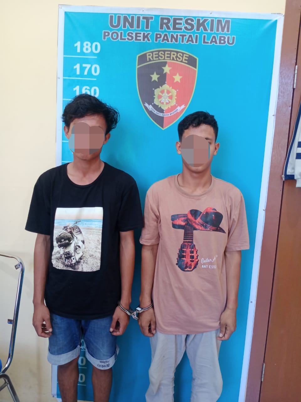 Simpan Sabu di Casing Handphone, Dua Remaja di Pantai Labu Tak Berkutik Saat Diamankan