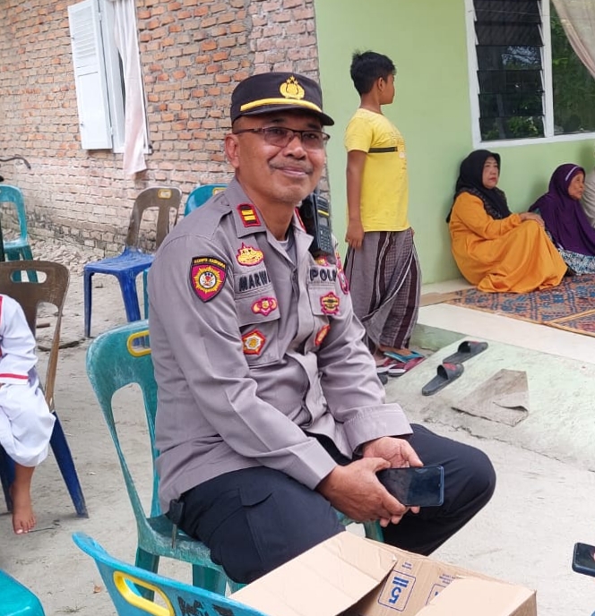 Kapolsek Pantai Labu Melayat Kerumah Duka Wartawan Unit Polresta Deli Serdang