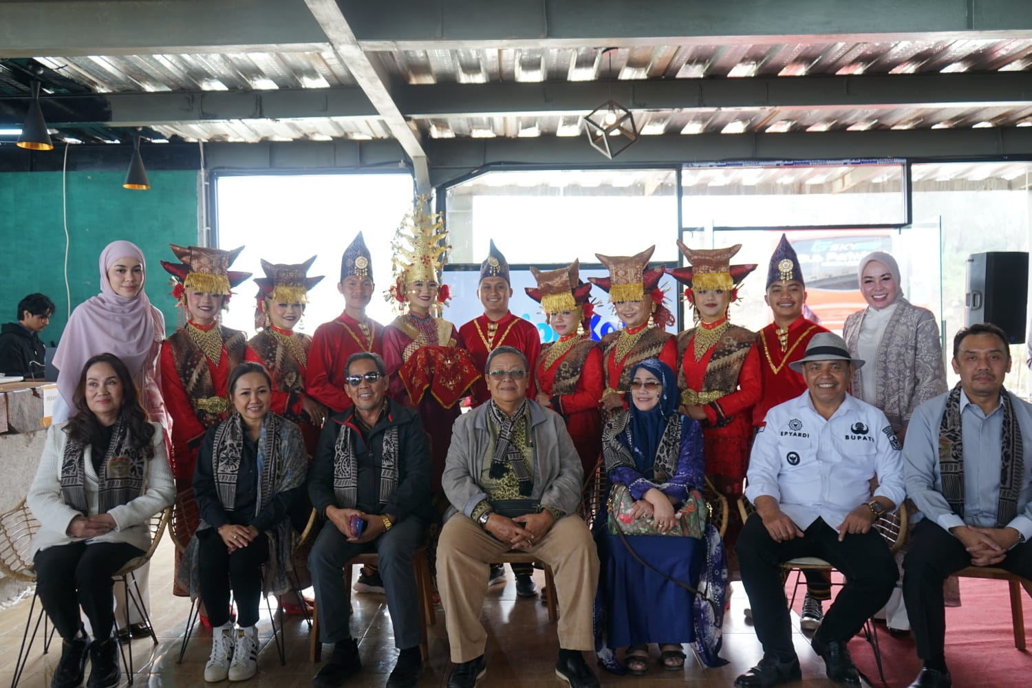 Bupati Solok Sambut Rombongan Komisi V DPR RI dan Direktur Sungai & Pantai Direktorat Jendral SDA Kementerian PUPR