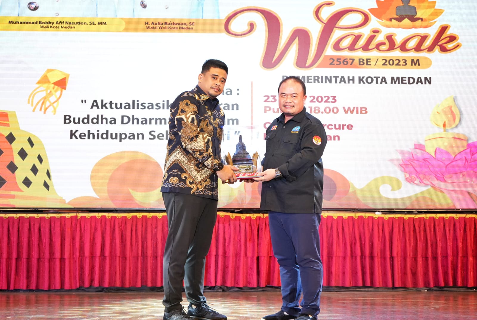 Peringatan Hari Raya Waisak Di Kota Medan Berlangsung Meriah