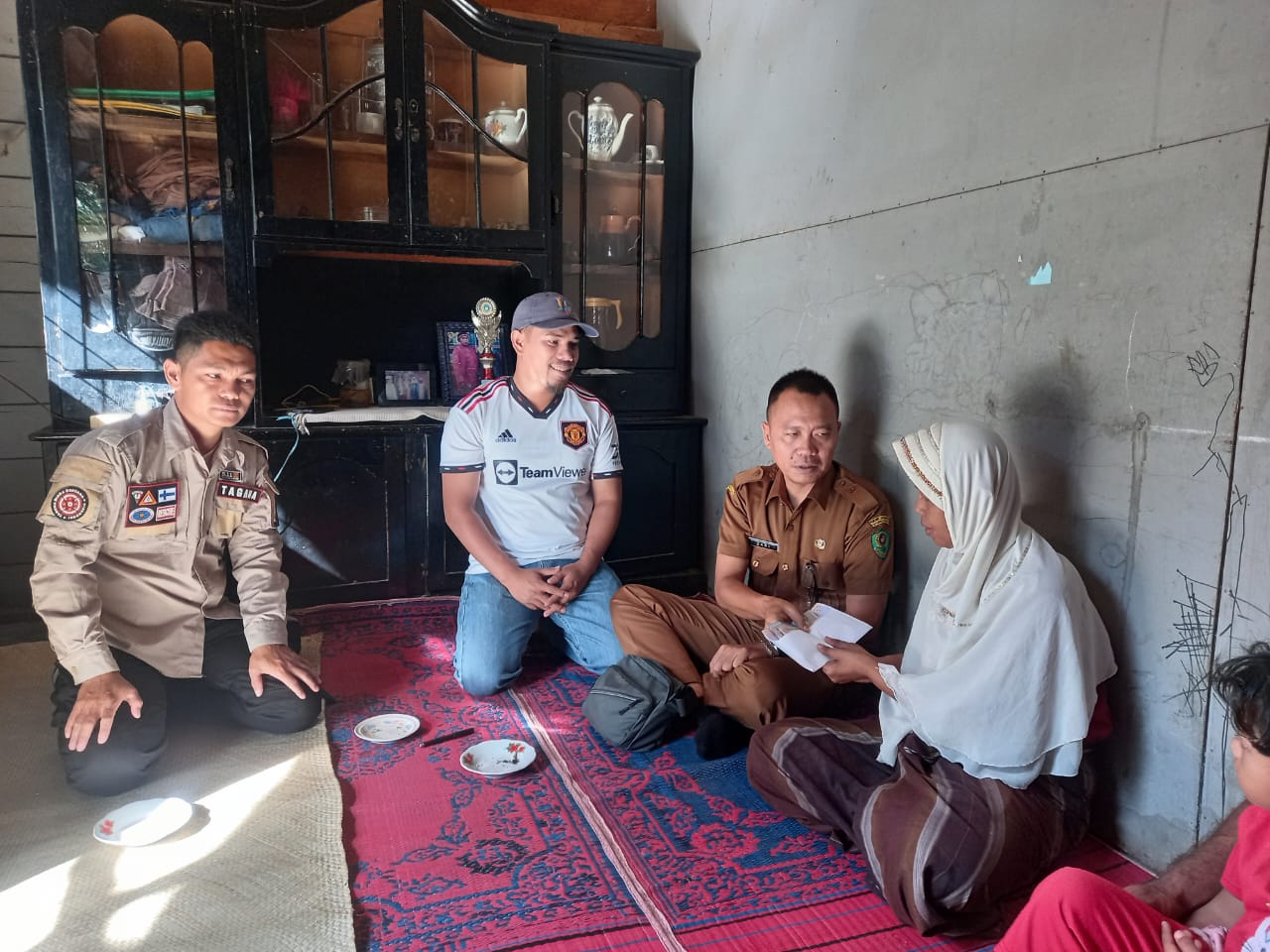 Respons Cepat Pemkab Tapsel Bantu Penderita Kanker Payudara di Sitaratoit, Deviana Ucapkan Terimakasih ke Bupati Dolly Pasaribu