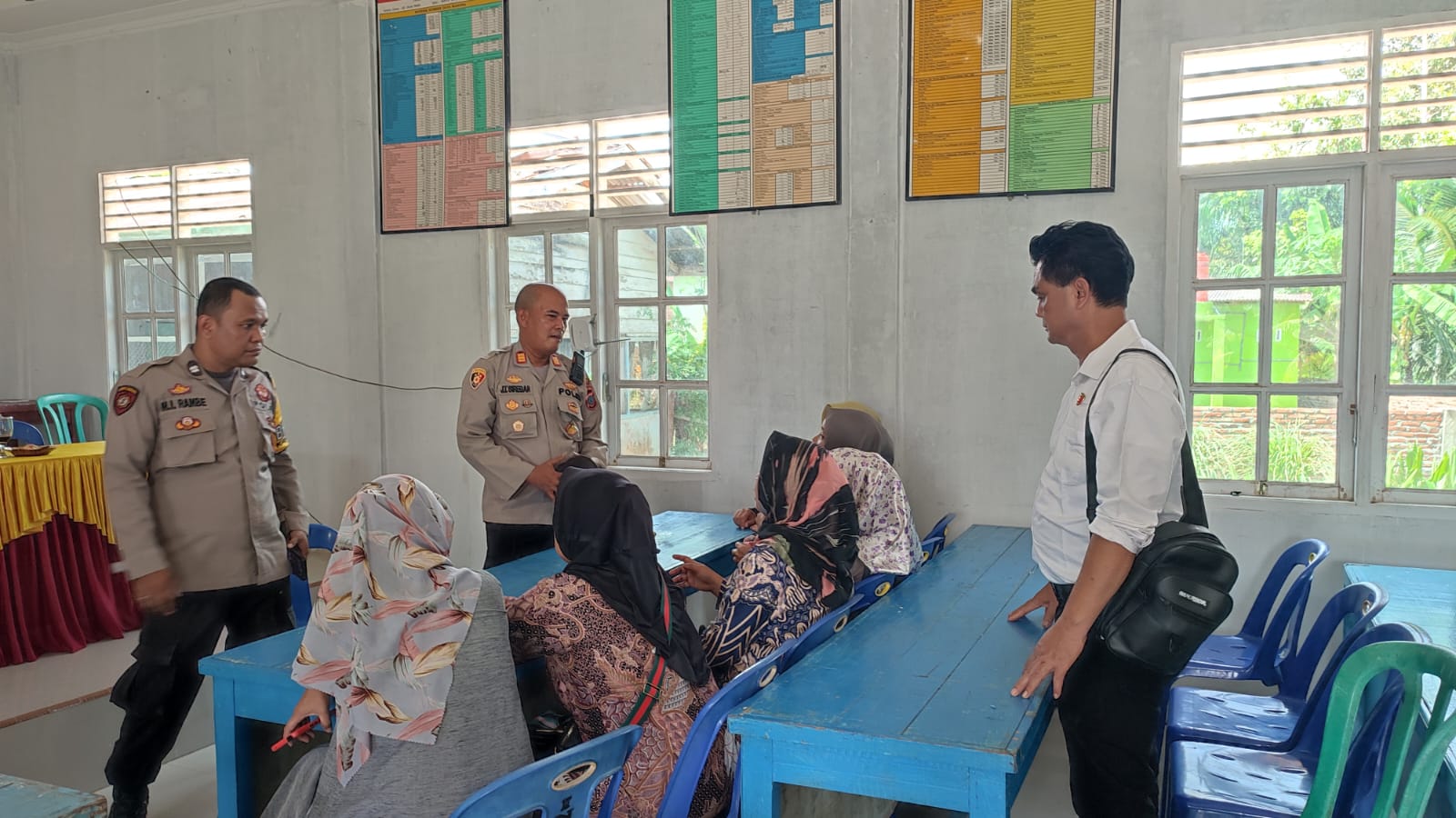Kapolsek Prapat Janji Gelar Jumat Curhat Dusun IIB Desa Sei Silau Timur