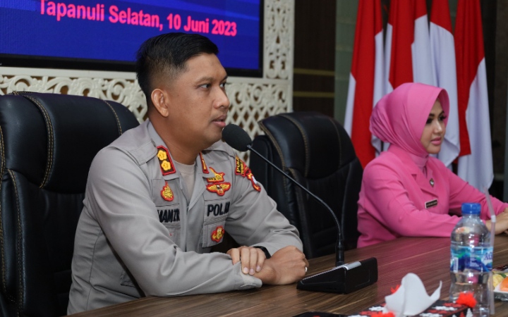 Kapolres AKBP Imam Zamroni Hadiri Pertemuan Rutin Bhayangkari dan PYKB Polres Tapsel