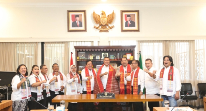 Gubernur Edy Rahmayadi Minta Kegiatan PHBI di Samosir Libatkan Masyarakat Setempat *Wagub Musa Rajekshah Berharap Majukan Kampung Halaman
