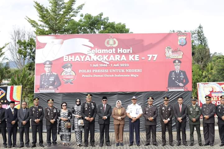 Bupati Sukhairi Nasution dan Wabup Madina Hadiri HUT dan Syukuran Bhayangkara ke-77
