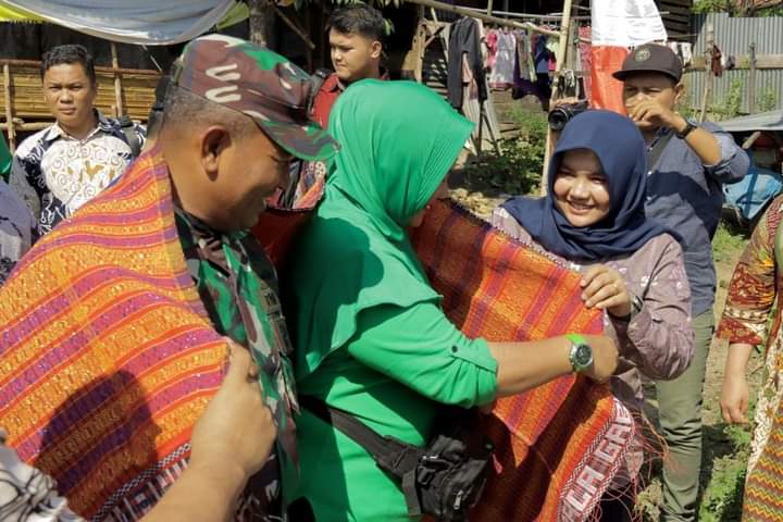 Wabup Madina Atika Nasution Sambut Kedatangan Danrem 023 KW di Peresmian Posramil Malintang Jae