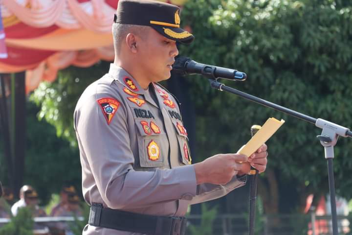 Kapolres Madina Pimpin Apel Gelar Pasukan Operasi Patuh Toba 2023,AKBP Reza CAS Sampaikan Amanat Kapoldasu