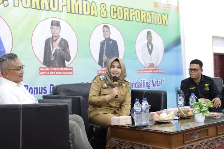 Buka Kegiatan Dialog Interaktif, Wabup Atika Azmi Nasution Berharap Ini Bukan Sebatas Dialog