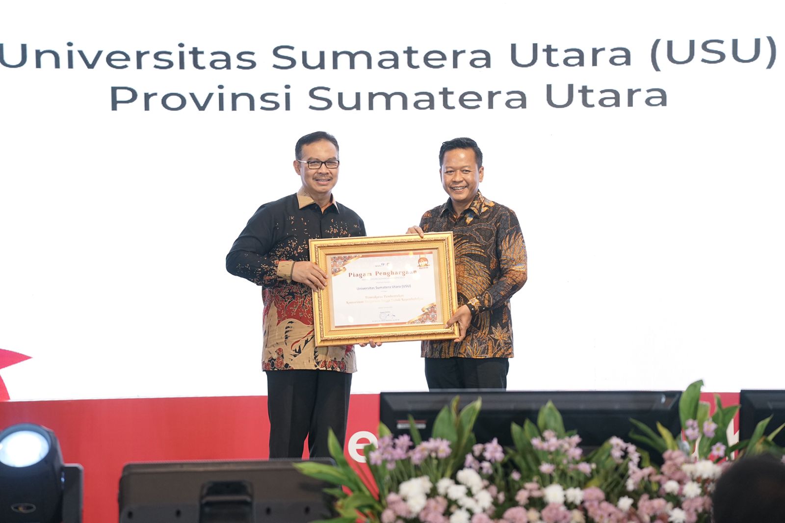 USU Raih Penghargaan Perguruan Tinggi Peduli Kependudukan dari BKKBN