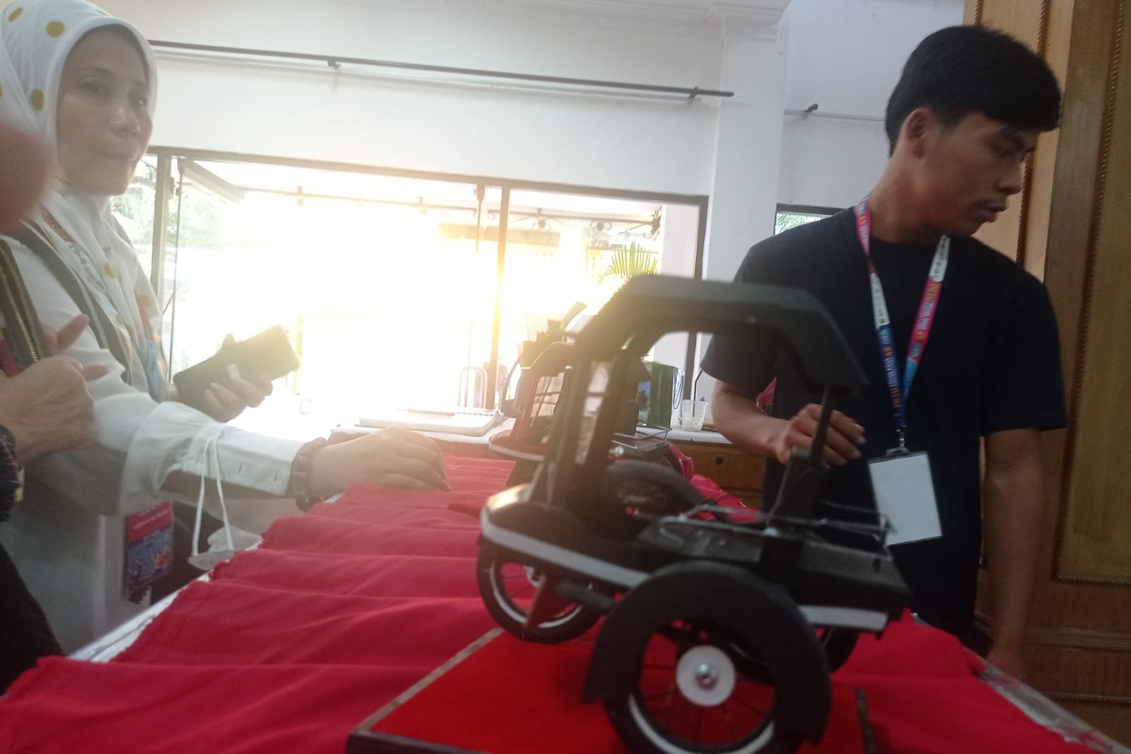 Serba-serbi PRSU, Pemko Pematangsiantar Jual Miniatur Becak dan Kerajinan Tangan
