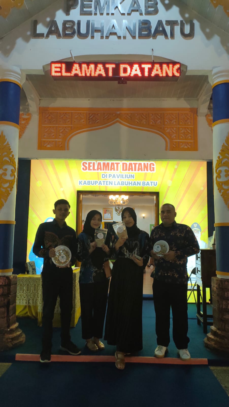 Produk Olahan Ikan Asin dan Teri Nasi Sei Berombang Ikut Ramaikan Paviliun Labuhan Batu