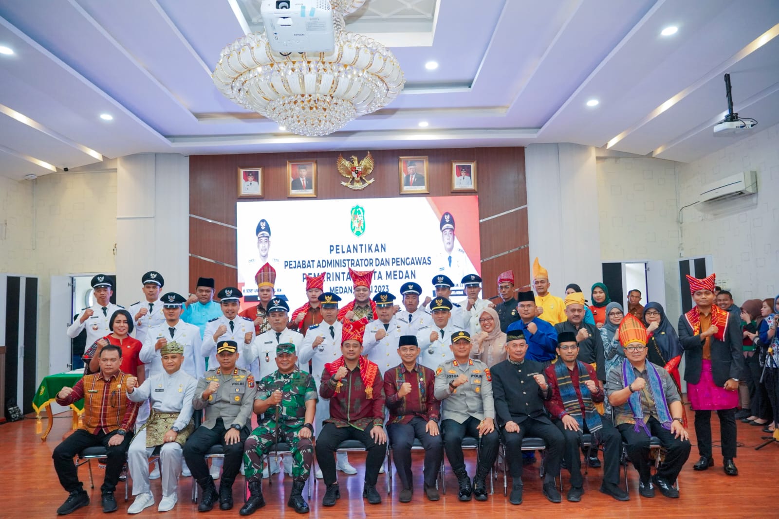 Bobby Nasution Lantik 47 Pejabat Administrator dan Pengawas