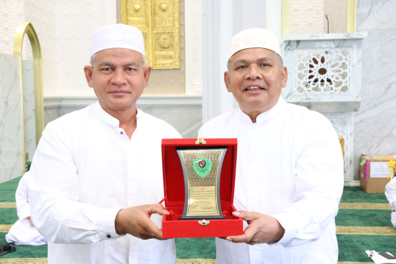 Pemkab Tapsel Beri Apresiasi Atas Kepedulian PT Purba Margana Wisata ke CJH dan Umrah