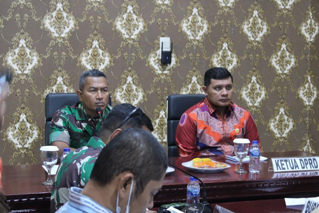 Ketua DPRD Tapsel Hadiri Rakornis Pelaksanaan TMMD ke-117 tahun 2023 Secara Virtual Conferensi bersama Danrem 023/KS