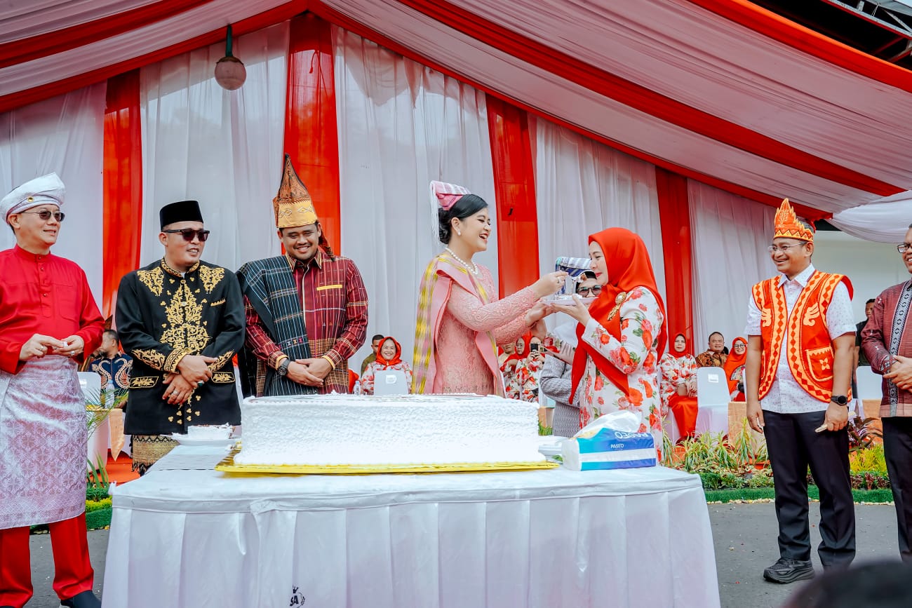 Pawai Colorful Medan Carnival Meriah, Bobby Nasution:Â  Angkat Keberagaman Sekaligus Penggerak Ekonomi