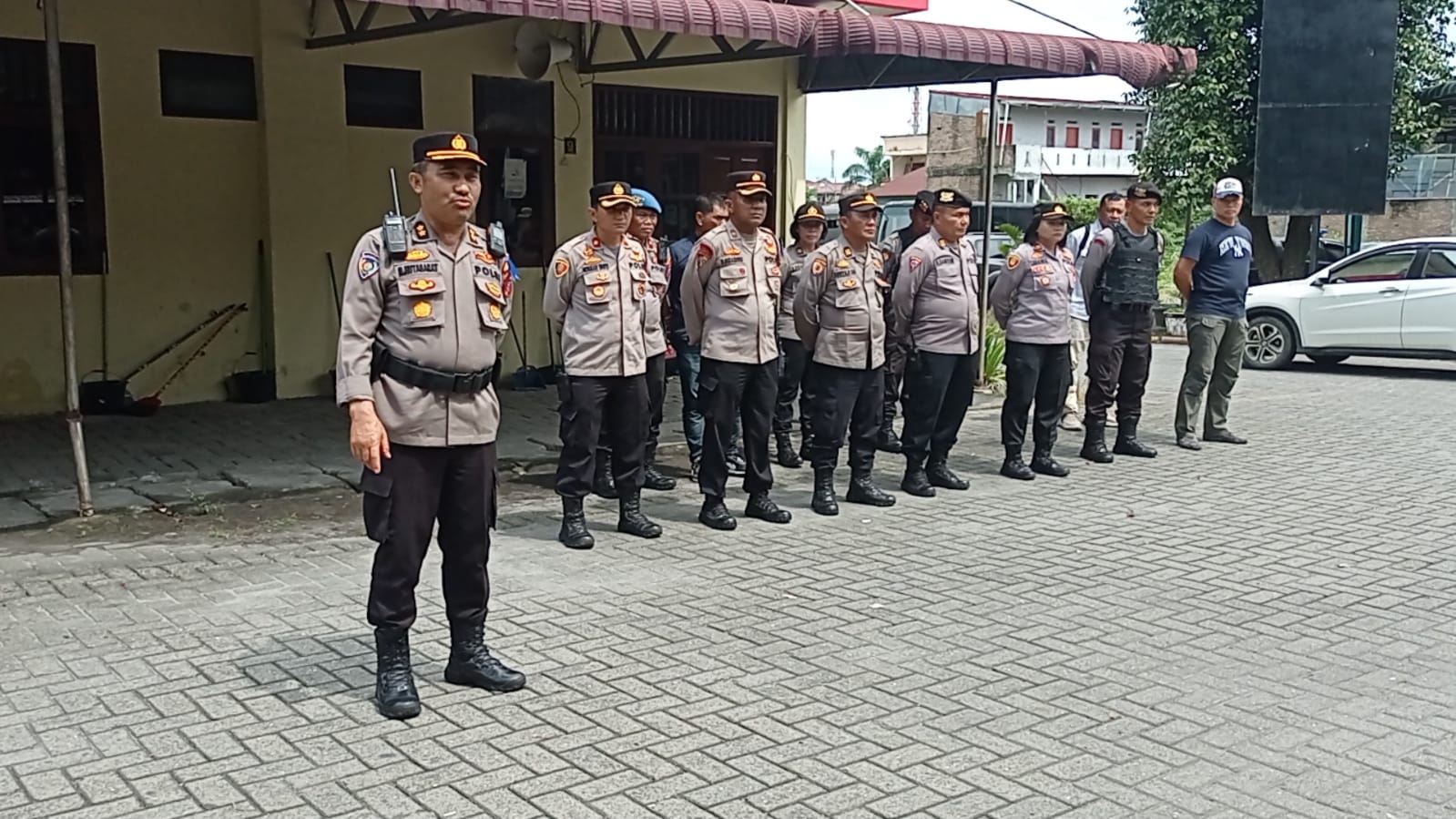Gerak Cepat Tim Gabungan Personel Polrestabes Medan Tangkap DPO Samsul Tarigan, Kombes Valentino : Petugas Pantau Objek TO